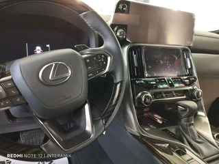 2025 Lexus LX 600 IV, чёрный, 38000000 рублей, вид 4