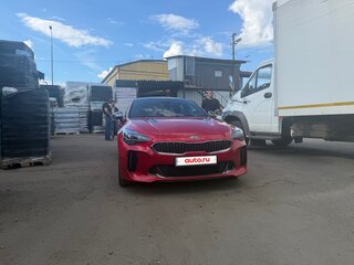 2019 Kia Stinger I, красный, 2800000 рублей, вид 4