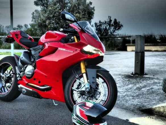 2014 Ducati 1199 Panigale, пурпурный, 2100000 рублей