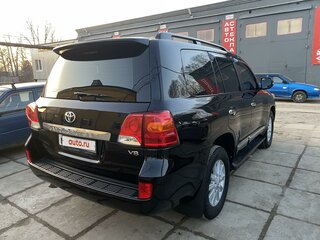 2012 Toyota Land Cruiser 200 Series Рестайлинг 1, чёрный, 3700000 рублей, вид 4