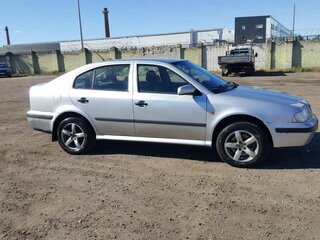 2000 Skoda Octavia I (A4) Рестайлинг, серебристый, 500000 рублей, вид 5