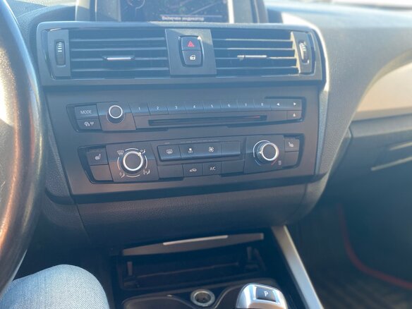 2012 BMW 1 серии 116i II (F20/F21), красный, 1340000 рублей - вид 26