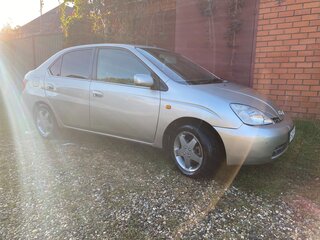 2001 Toyota Prius I Рестайлинг (XW10), серебристый, 390000 рублей, вид 4