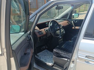 2006 Honda Elysion I, серебристый, 1600000 рублей, вид 5