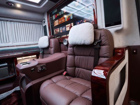 2025 Mercedes-Benz Sprinter, чёрный, 17999000 рублей, вид 3