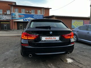 2019 BMW 5 серии 520d xDrive VII (G30/G31/G38), чёрный, 3550000 рублей, вид 5