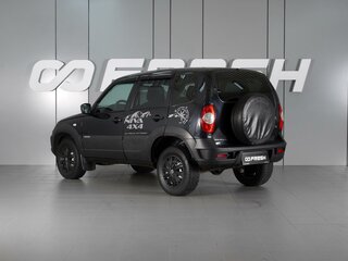 2017 Chevrolet Niva I Рестайлинг, чёрный, 710000 рублей, вид 2