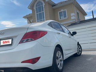 2016 Hyundai Solaris I Рестайлинг, белый, 1200000 рублей, вид 5