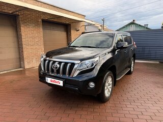 2014 Toyota Land Cruiser Prado 150 Series Рестайлинг 1, чёрный, 2850000 рублей, вид 3