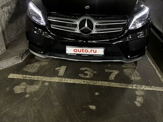 2016 Mercedes-Benz GLE 350 d I (W166), чёрный, 3800000 рублей, вид 3