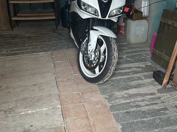 2008 Honda CBR 600RR, белый, 560000 рублей - вид 4
