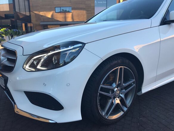 2015 Mercedes-Benz E-Класс 200 IV (W212, S212, C207) Рестайлинг, белый - вид 1