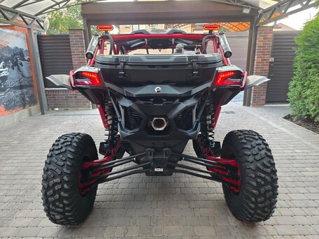 2024 BRP Can-Am Maverick Max X RS Turbo RR, белый, 3650000 рублей, вид 4
