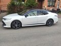 2021 Toyota Camry VIII (XV70), белый, 3000000 рублей - вид 2