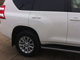 2014 Toyota Land Cruiser Prado 150 Series Рестайлинг 1, белый, 3200000 рублей, вид 4
