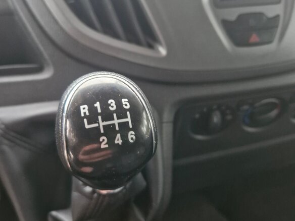 2017 Ford Transit, белый, 3000000 рублей - вид 10