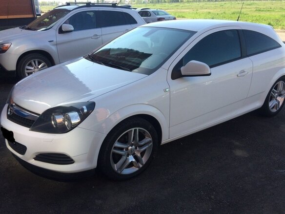 2011 Opel Astra GTC H Рестайлинг, белый - вид 7