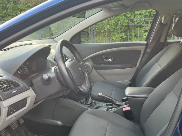 2012 Renault Fluence I, синий, 800000 рублей - вид 8