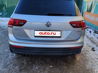 2020 Volkswagen Tiguan II, серебристый, 2440000 рублей, вид 4