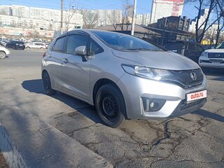 2016 Honda Fit III, серебристый, 800000 рублей, вид 3