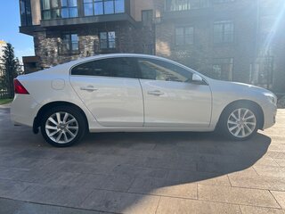 2014 Volvo S60 II Рестайлинг, белый, 1700000 рублей, вид 5