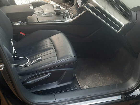 2019 Audi A6 40 TDI V (C8), чёрный, 3700000 рублей - вид 10