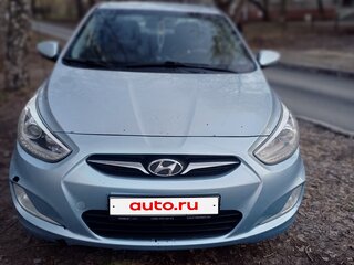 2013 Hyundai Solaris I, голубой, 750000 рублей, вид 2