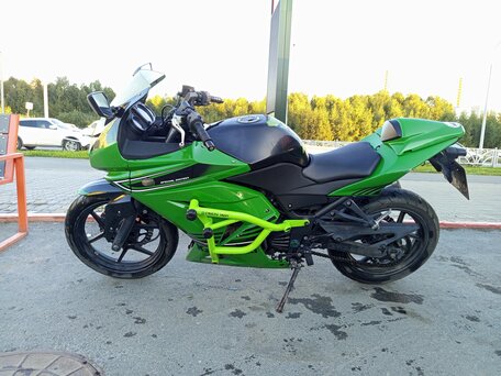 2009 Kawasaki Ninja 250R, зелёный, 250000 рублей, вид 5
