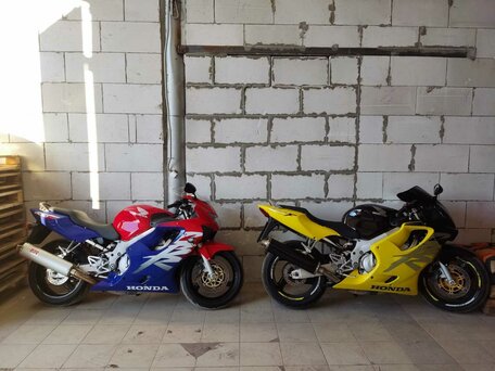 2000 Honda CBR 600F, красный, 450000 рублей, вид 1