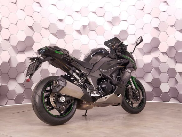 2022 Kawasaki Ninja 1000 SX, чёрный - вид 6