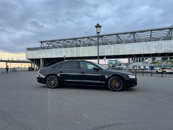 2015 Audi A8 Long III (D4) Рестайлинг, чёрный, 2500000 рублей - вид 13