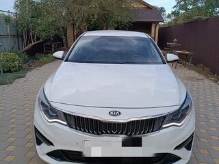 2019 Kia Optima IV Рестайлинг, белый, 2200000 рублей, вид 3