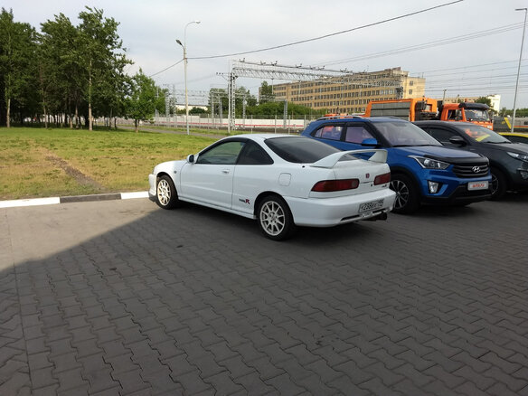 1999 Honda Integra Type R III Рестайлинг, белый - вид 3