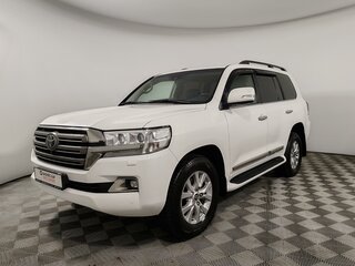 2016 Toyota Land Cruiser 200 Series Рестайлинг 2, белый, 5299000 рублей, вид 1