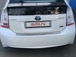 2009 Toyota Prius III (XW30), белый, 950000 рублей, вид 2
