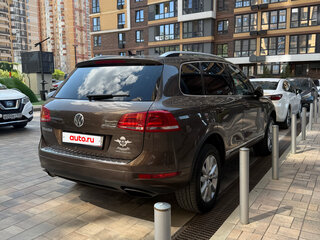 2014 Volkswagen Touareg II, коричневый, 2700000 рублей, вид 5
