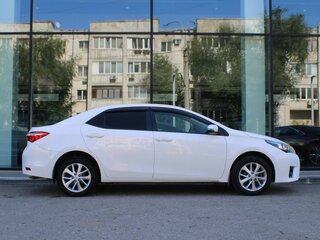 2014 Toyota Corolla XI (E160, E170, E180), белый, 1135000 рублей, вид 4