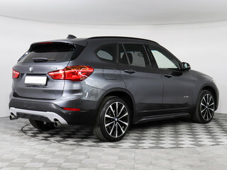 2017 BMW X1 20i xDrive II (F48), серый, 2064306 рублей, вид 2