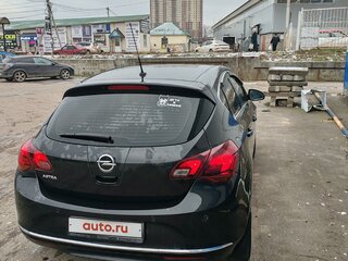 2013 Opel Astra J Рестайлинг, чёрный, 900000 рублей, вид 2