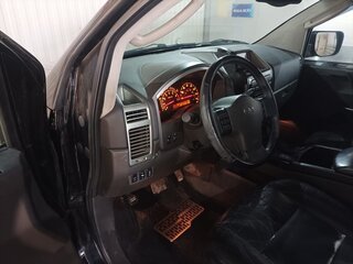 2004 Infiniti QX56 I, чёрный, 1850000 рублей, вид 4