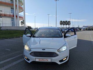 2016 Ford Focus III Рестайлинг, белый, 699999 рублей, вид 3