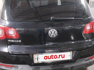 2010 Volkswagen Tiguan I, чёрный, 700000 рублей, вид 4