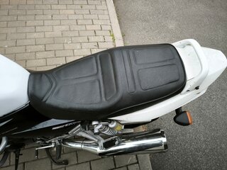 2001 Suzuki GSX 1400, белый, 390000 рублей, вид 3