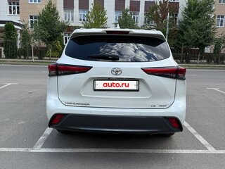 2021 Toyota Highlander IV (XU70), белый, 5450000 рублей, вид 4