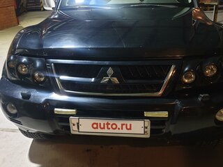 2005 Mitsubishi Pajero III Рестайлинг, чёрный, 980000 рублей, вид 1