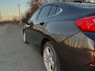 2016 Chevrolet Cruze II, серый, 1350000 рублей, вид 3
