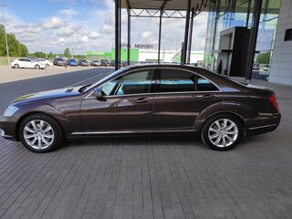 2009 Mercedes-Benz S-Класс 350 V (W221) Рестайлинг, коричневый, 3500000 рублей, вид 4