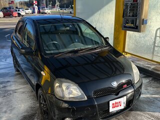 2001 Toyota Vitz I (P10), чёрный, 400000 рублей, вид 1