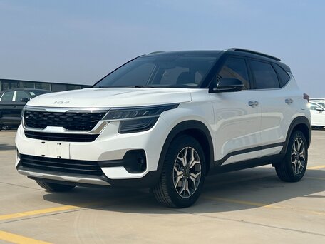 2022 Kia KX3, белый, 2020000 рублей, вид 1