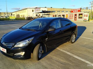 2015 Hyundai Solaris I Рестайлинг, чёрный, 1135000 рублей, вид 1
